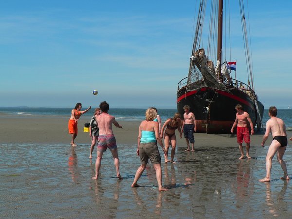 10 Tagen segeln IJsselmeer & Wattenmeer auf dem Plattbodenschiff Amore Vici
